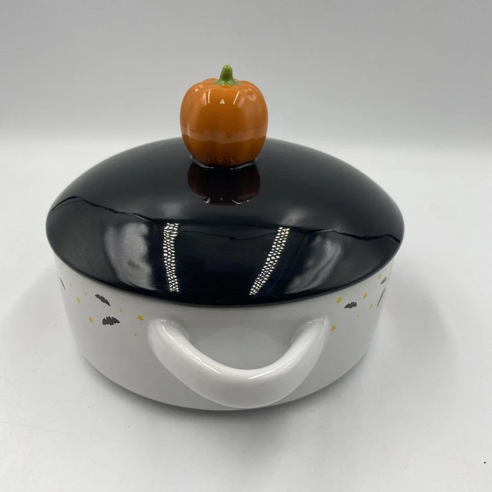 Hello Kitty Sanrio Ceramic‎ Casserole Dish With Lid Halloween Pumpkin Black Cat